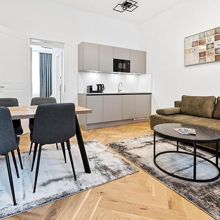 Easy Flat Hernals Wien Exteriör bild